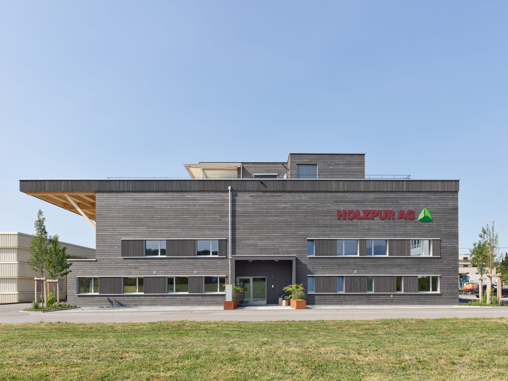 Holzpur AG — Holzfassade